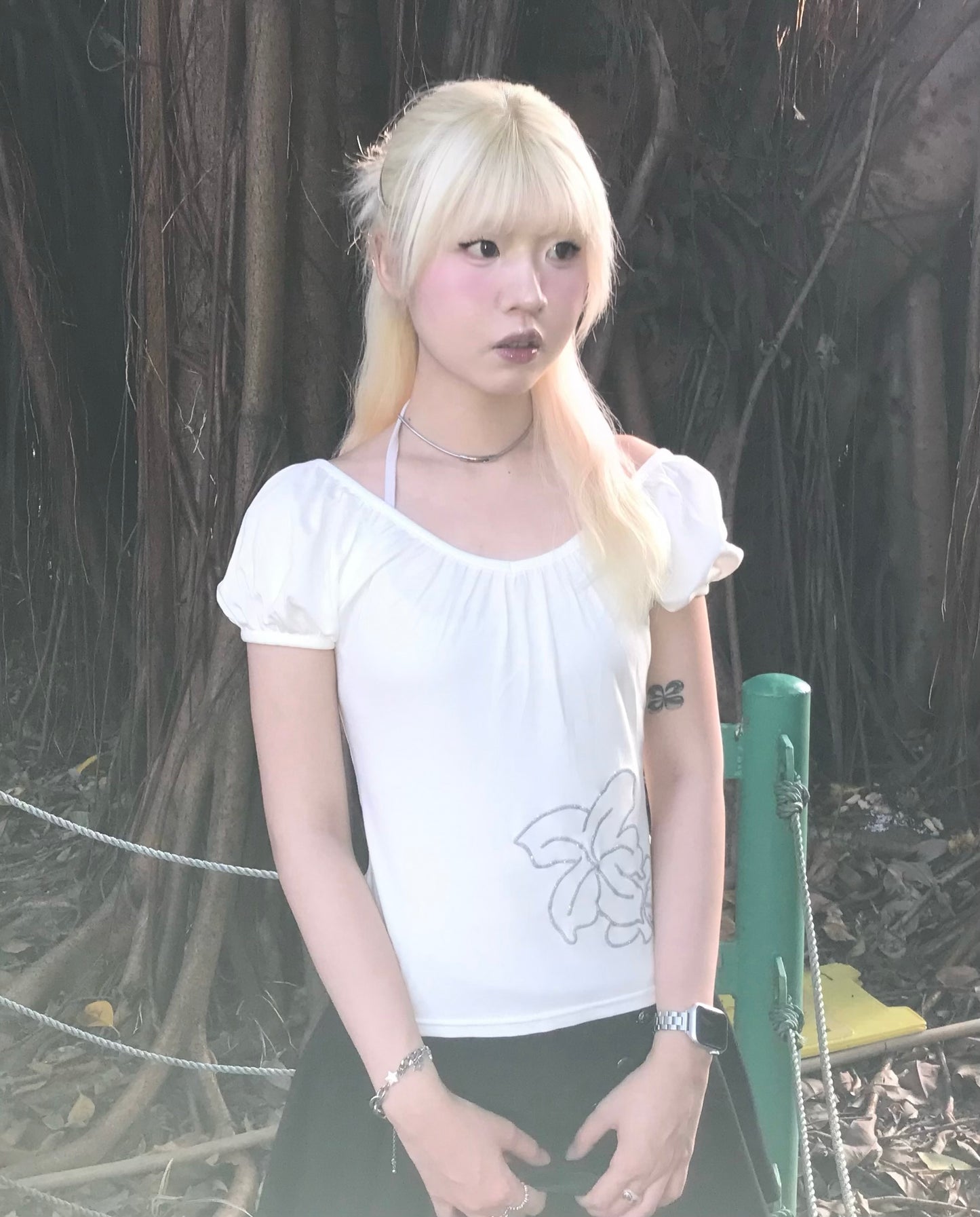 Flower dating top