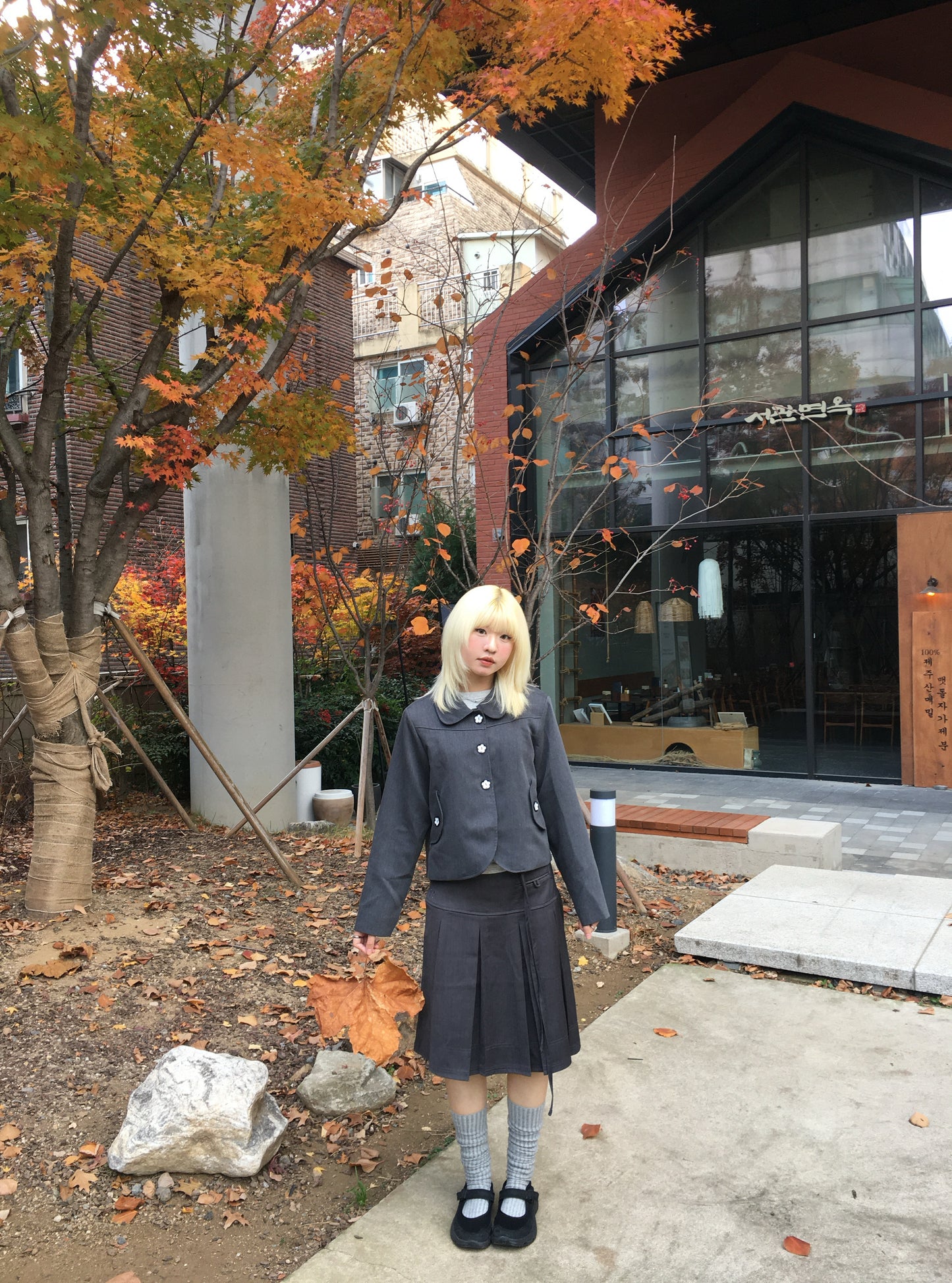 Must have!!! 花花西裝外套