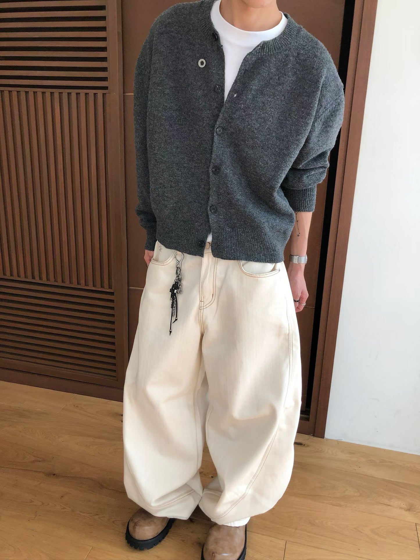 Must have!!明線super wide pants￼