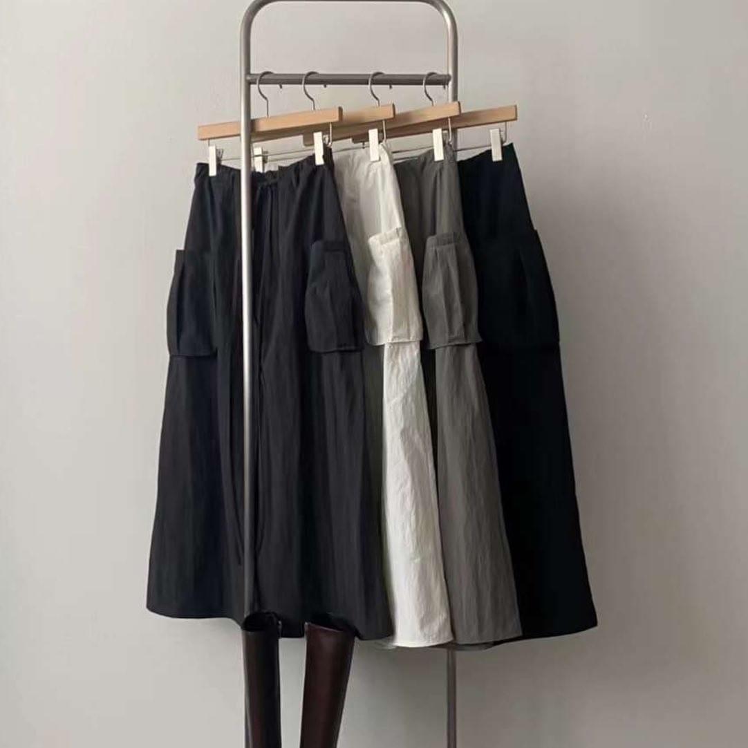 Basic cargo skirt